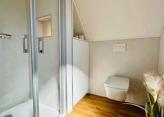 Ferienhuus Achter D Diek דיצום